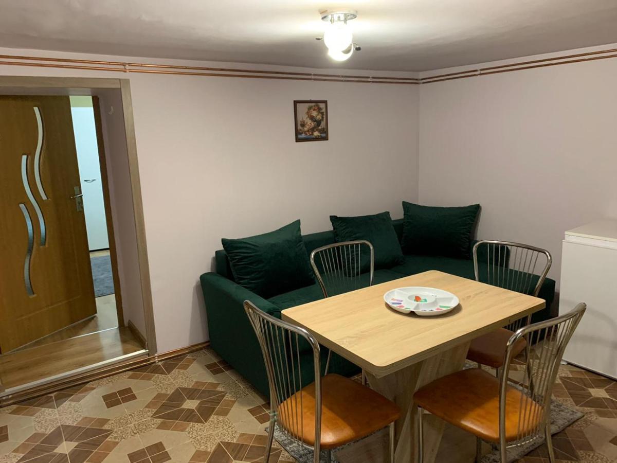 Carissa House Apartment Брашов Екстериор снимка