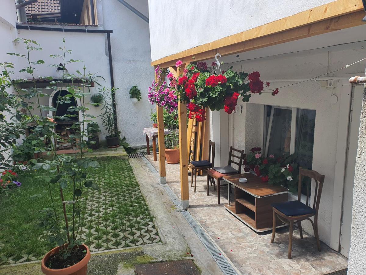 Carissa House Apartment Брашов Екстериор снимка